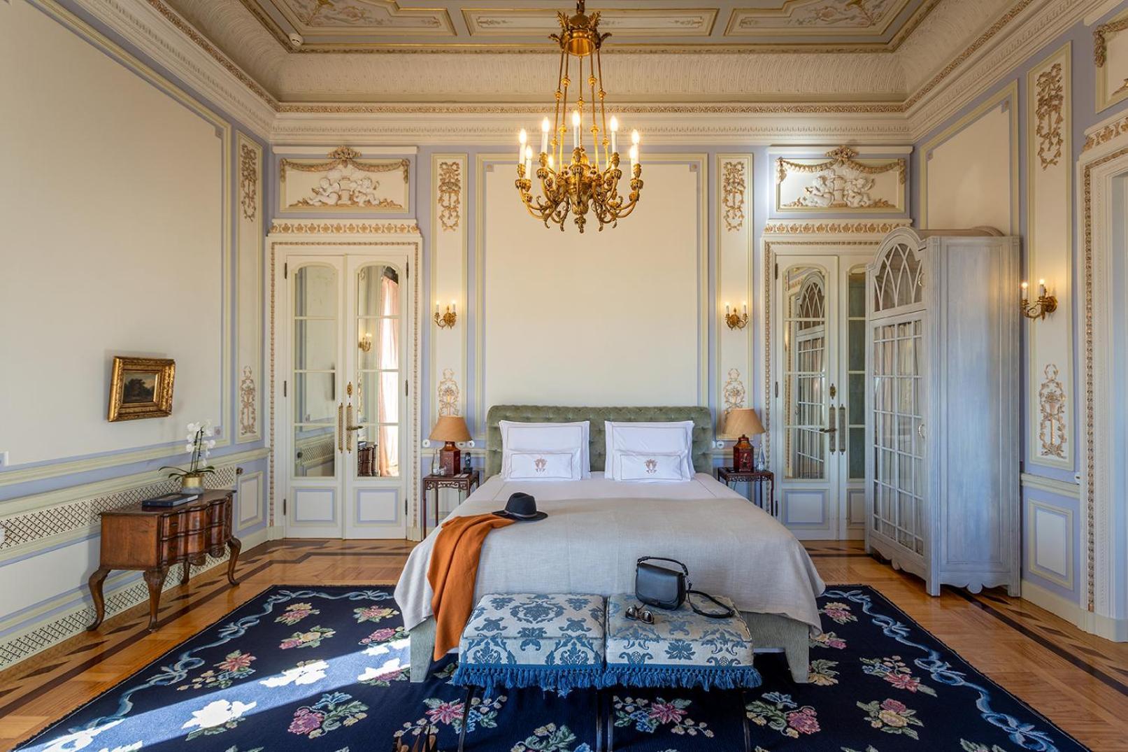 Pestana Palace Lisboa Hotel & National Monument - The Leading Hotels Of The World Esterno foto A bedroom at the Hotel