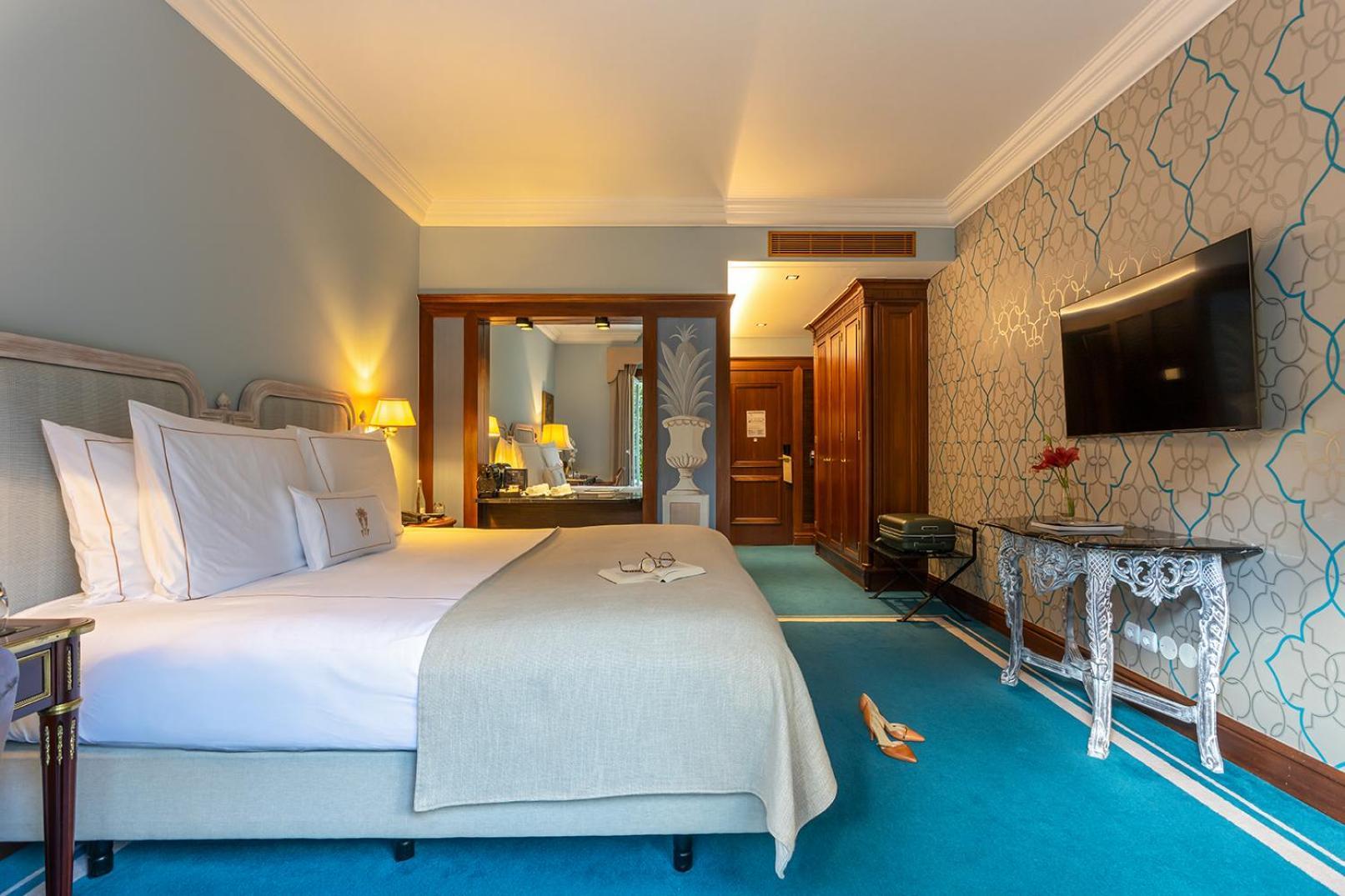 Pestana Palace Lisboa Hotel & National Monument - The Leading Hotels Of The World Esterno foto A room at the hotel