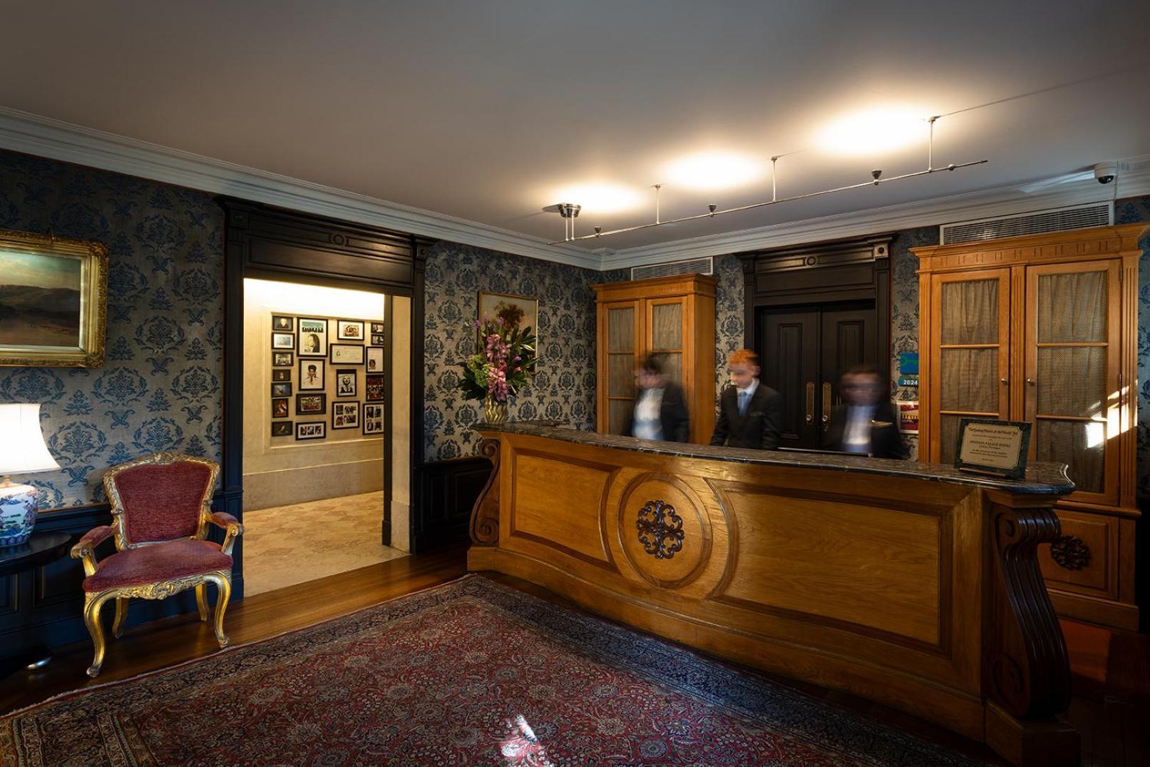 Pestana Palace Lisboa Hotel & National Monument - The Leading Hotels Of The World Esterno foto Reception