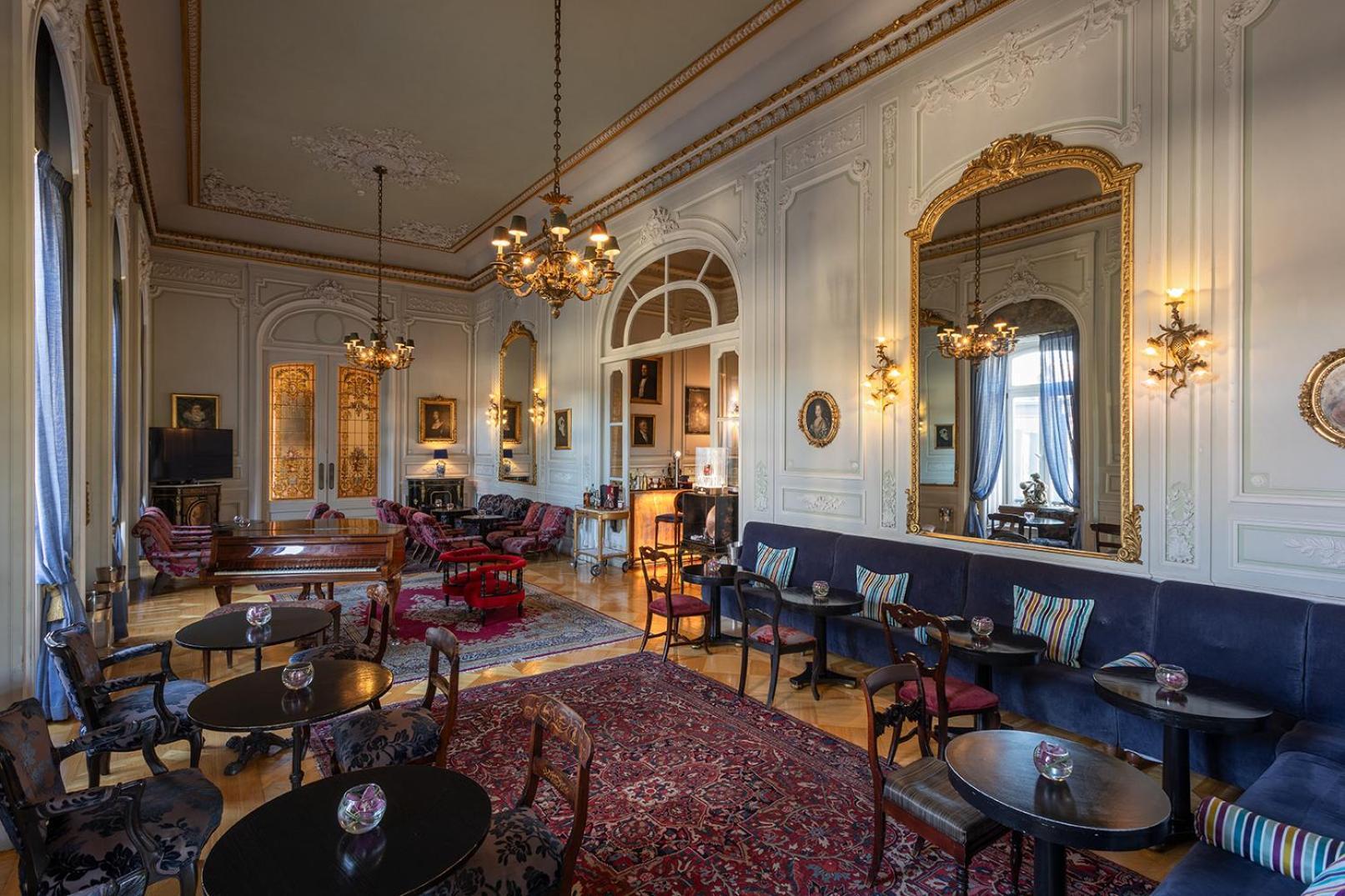 Pestana Palace Lisboa Hotel & National Monument - The Leading Hotels Of The World Esterno foto The Drawing Room at the Hotel