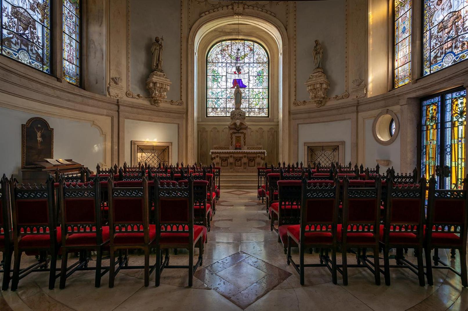Pestana Palace Lisboa Hotel & National Monument - The Leading Hotels Of The World Esterno foto The interior of the chapel